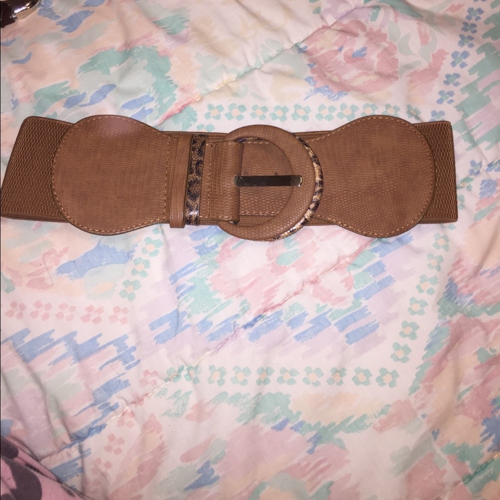 Brand new leopard belt